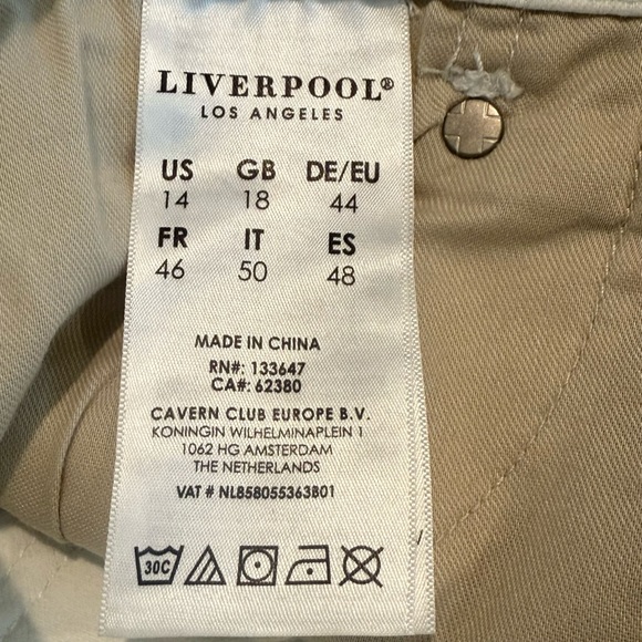 Liverpool Los Angeles The Short High Rise Stretch White Cuffed Jean Shorts 14 - Picture 5 of 5